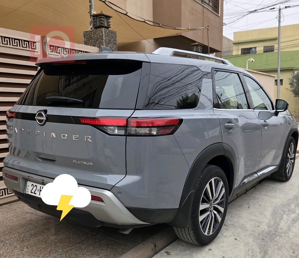 نیسان پاسفایندەر